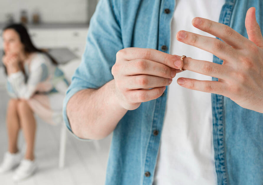 Separacja a rozwód – najważniejsze różnice prawne i praktyczne. Co wybrać w Twojej sytuacji?